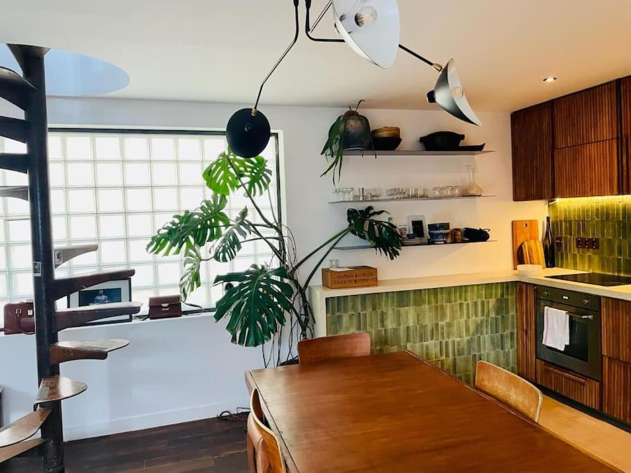 Small Architect'S House Pantin Exteriör bild