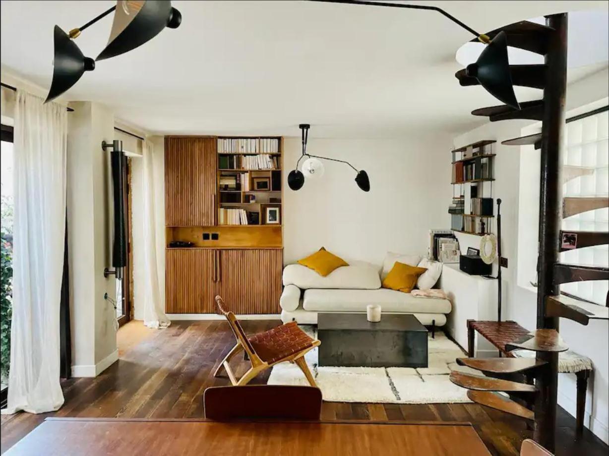 Small Architect'S House Pantin Exteriör bild